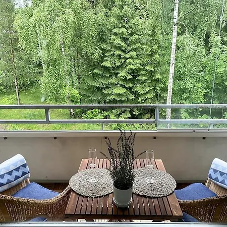 Appartement 2 Bedroom W/ Balcony, Wifi, Parking