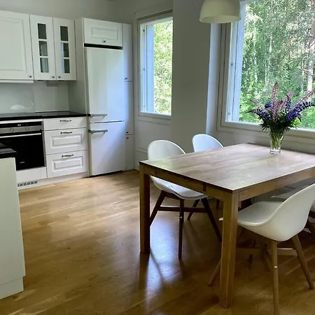 2 Bedroom W/ Balcony, Wifi, Parking Apartment Espoo
