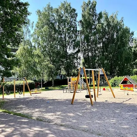 2 Bedroom W/ Balcony, Wifi, Parking Espoo