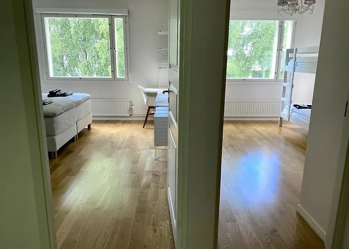 2 Bedroom W/ Balcony, Wifi, Parking شقة إسبو